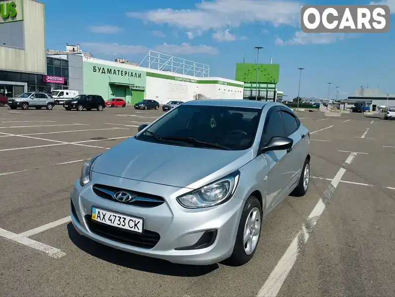 Седан Hyundai Accent 2011 1.4 л. Ручна / Механіка обл. Київська, Київ - Фото 1/21