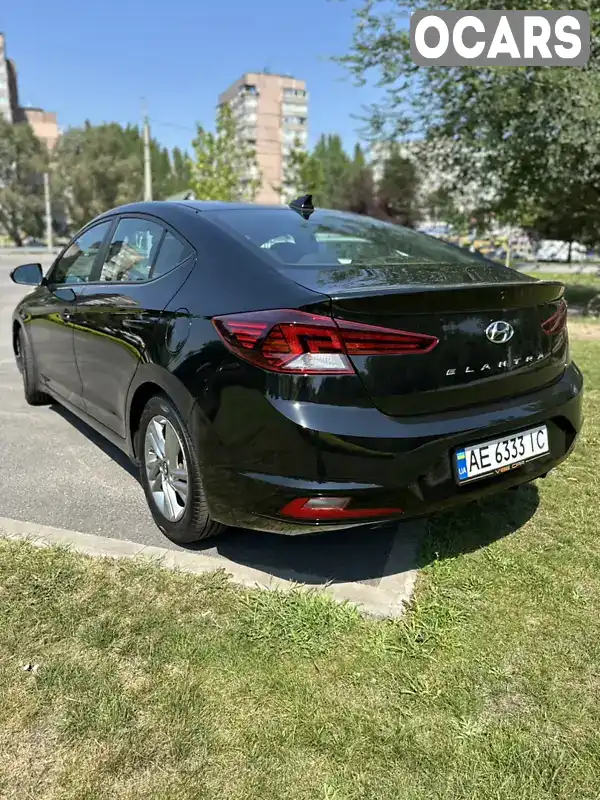 Седан Hyundai Elantra 2019 2 л. Автомат обл. Днепропетровская, Днепр (Днепропетровск) - Фото 1/21