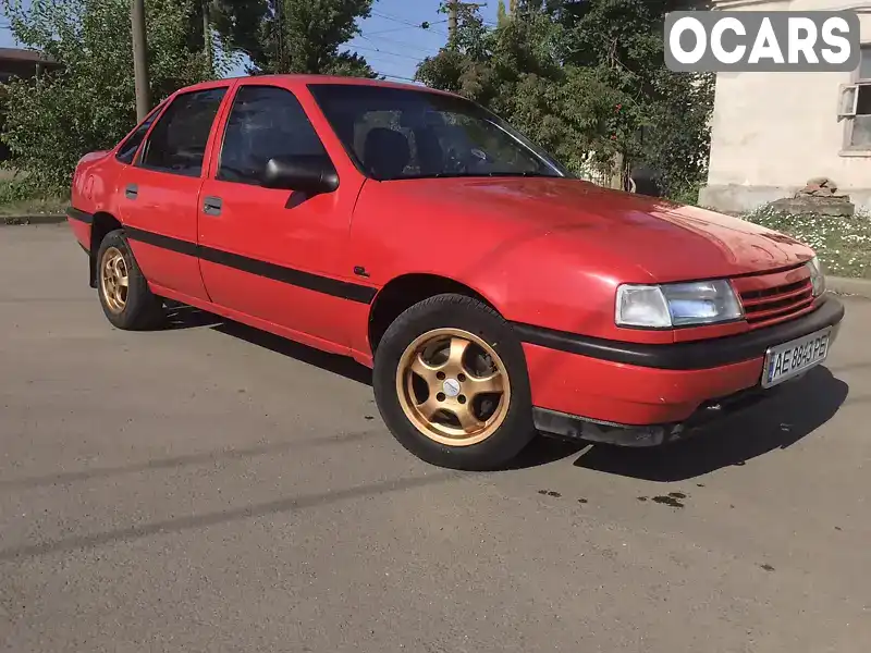 Седан Opel Vectra 1990 1.6 л. Ручная / Механика обл. Днепропетровская, Покров (Орджоникидзе) - Фото 1/9