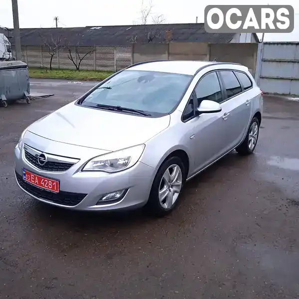 Універсал Opel Astra 2012 1.7 л. Ручна / Механіка обл. Волинська, Луцьк - Фото 1/17