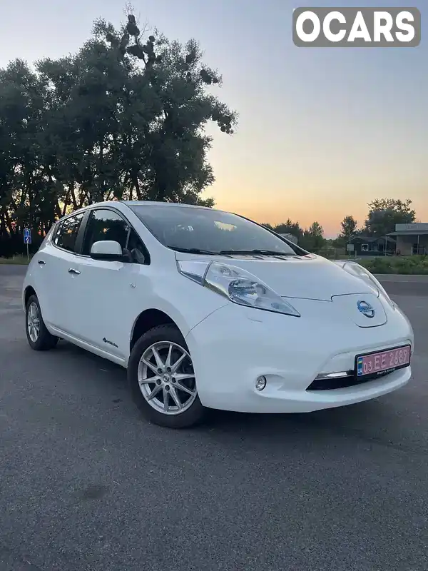 Хэтчбек Nissan Leaf 2013 null_content л. Автомат обл. Черкасская, Звенигородка - Фото 1/18