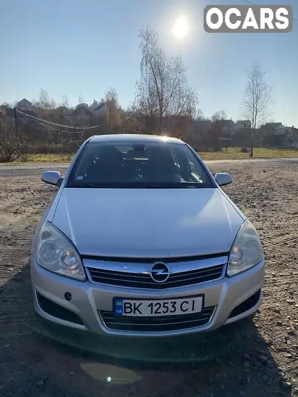 Хетчбек Opel Astra 2007 null_content л. Ручна / Механіка обл. Рівненська, Рівне - Фото 1/8
