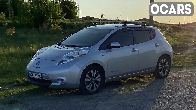 Хэтчбек Nissan Leaf 2013 null_content л. Автомат обл. Ровенская, Ровно - Фото 1/21