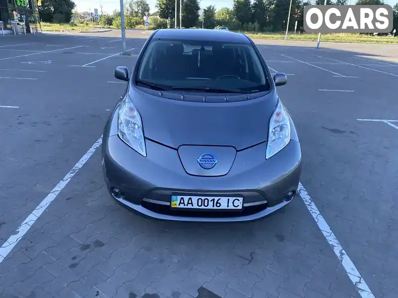 Хэтчбек Nissan Leaf 2015 null_content л. обл. Киевская, Киев - Фото 1/20