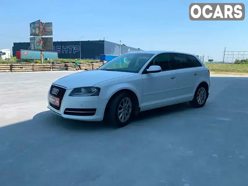 Хэтчбек Audi A3 2012 1.2 л. Автомат обл. Львовская, Львов - Фото 1/17