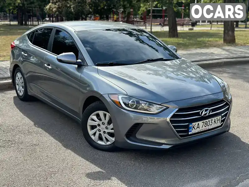 Седан Hyundai Elantra 2017 2 л. Автомат обл. Киевская, Киев - Фото 1/21