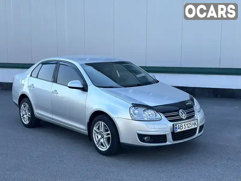 Седан Volkswagen Jetta 2007 1.6 л. Ручна / Механіка обл. Вінницька, Вінниця - Фото 1/17