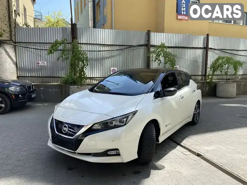 Хэтчбек Nissan Leaf 2020 null_content л. обл. Львовская, Львов - Фото 1/20