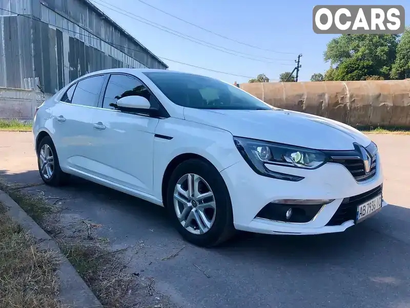 Седан Renault Megane 2018 1.6 л. Автомат обл. Винницкая, Калиновка - Фото 1/20