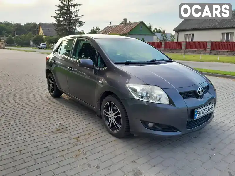 Хетчбек Toyota Auris 2008 1.6 л. Ручна / Механіка обл. Чернігівська, Чернігів - Фото 1/21