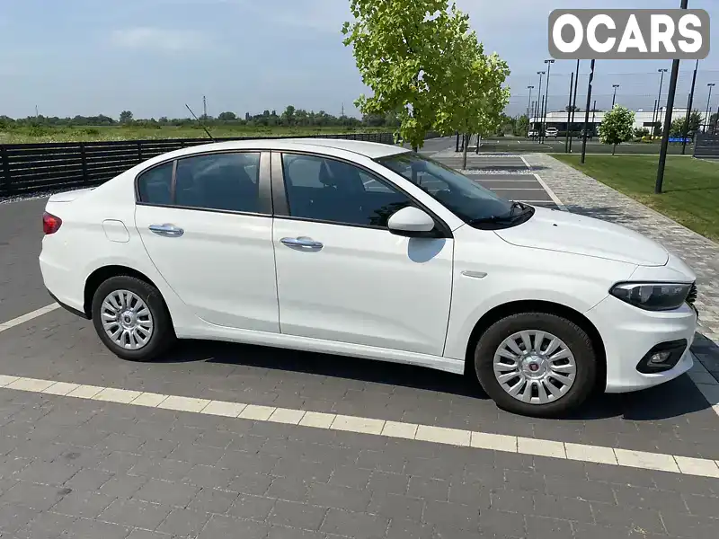 Седан Fiat Tipo 2019 1.37 л. Ручна / Механіка обл. Закарпатська, Мукачево - Фото 1/12