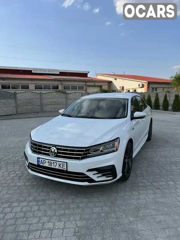 Седан Volkswagen Passat 2018 2 л. Автомат обл. Запорожская, Запорожье - Фото 1/21