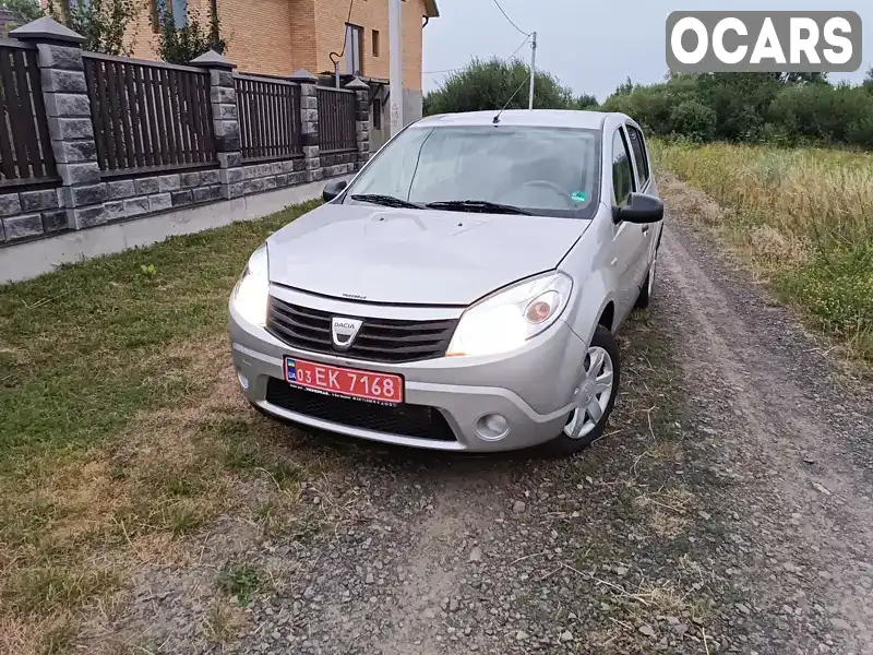 Хетчбек Dacia Sandero 2009 1.4 л. Ручна / Механіка обл. Волинська, Ковель - Фото 1/10