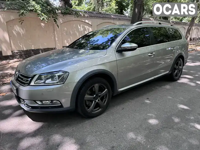 Універсал Volkswagen Passat Alltrack 2012 2 л. Автомат обл. Миколаївська, Миколаїв - Фото 1/21