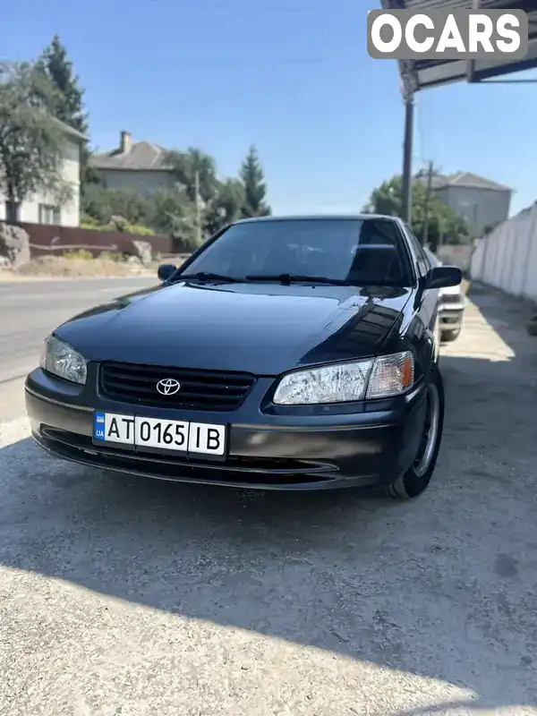 Седан Toyota Camry 2000 2.2 л. Автомат обл. Ивано-Франковская, Ивано-Франковск - Фото 1/9