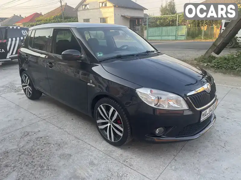 Хетчбек Skoda Fabia 2010 1.39 л. Автомат обл. Київська, Київ - Фото 1/21