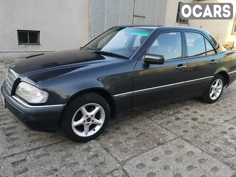 Седан Mercedes-Benz C-Class 1995 1.8 л. Ручна / Механіка обл. Івано-Франківська, Косів - Фото 1/11