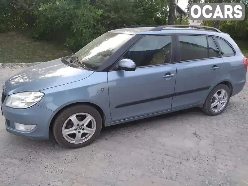 Универсал Skoda Fabia 2010 1.2 л. Ручная / Механика обл. Тернопольская, Чортков - Фото 1/6