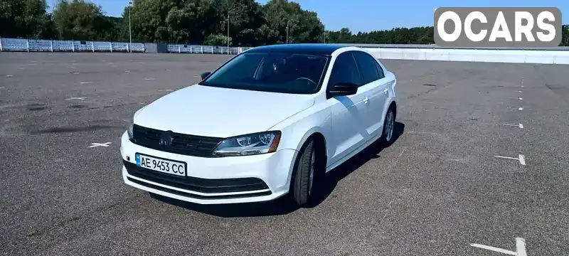 Седан Volkswagen Jetta 2016 1.4 л. Автомат обл. Киевская, Обухов - Фото 1/14