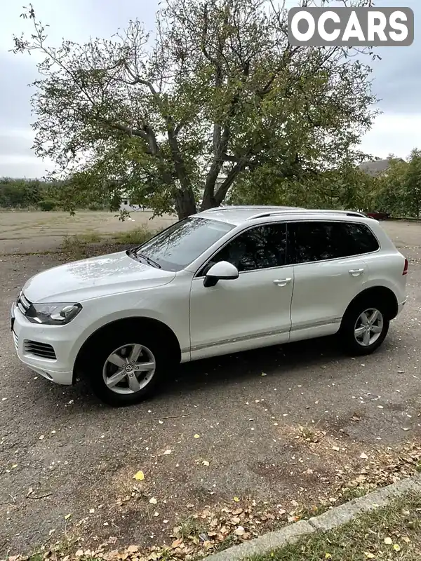 Позашляховик / Кросовер Volkswagen Touareg 2012 2.97 л. Автомат обл. Чернівецька, Чернівці - Фото 1/21