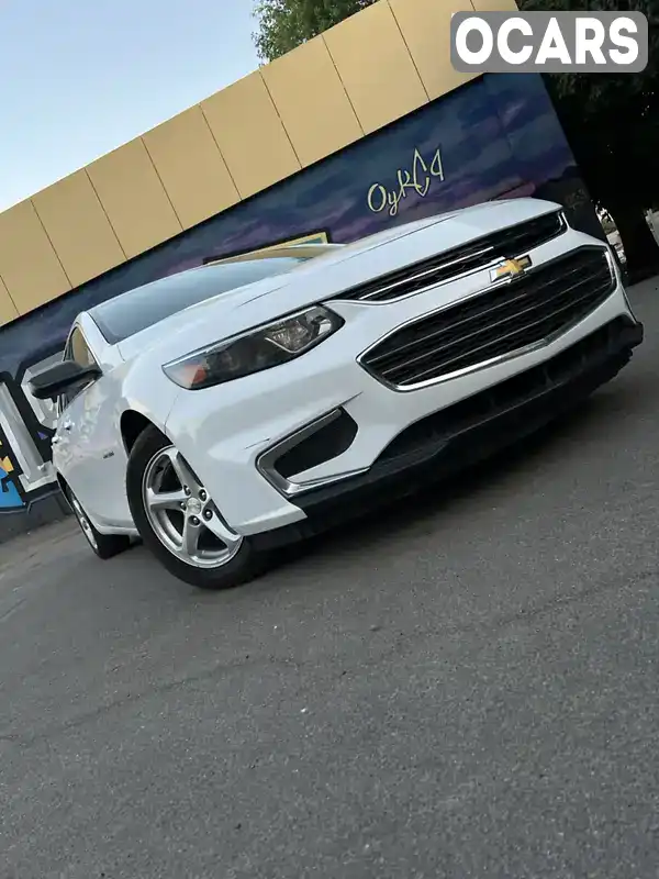 Седан Chevrolet Malibu 2017 1.49 л. Автомат обл. Харьковская, Харьков - Фото 1/11