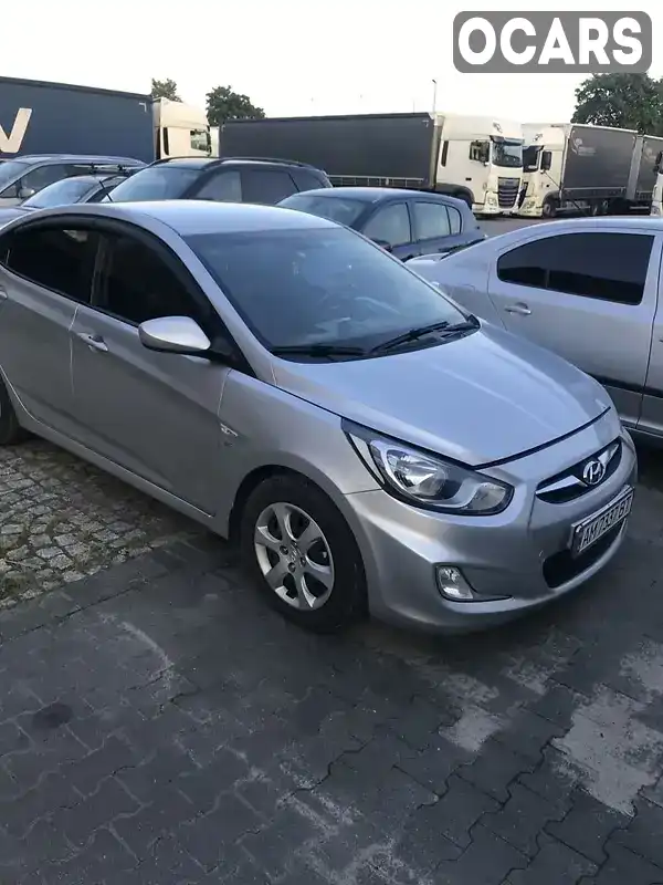 Седан Hyundai Accent 2012 1.6 л. Ручна / Механіка обл. Житомирська, Коростень - Фото 1/11