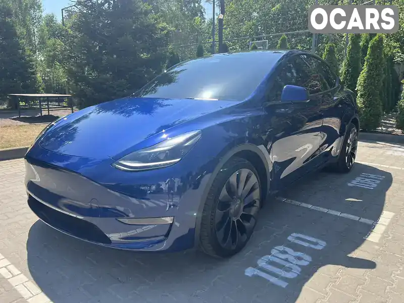 Внедорожник / Кроссовер Tesla Model Y 2023 null_content л. обл. Киевская, Киев - Фото 1/19