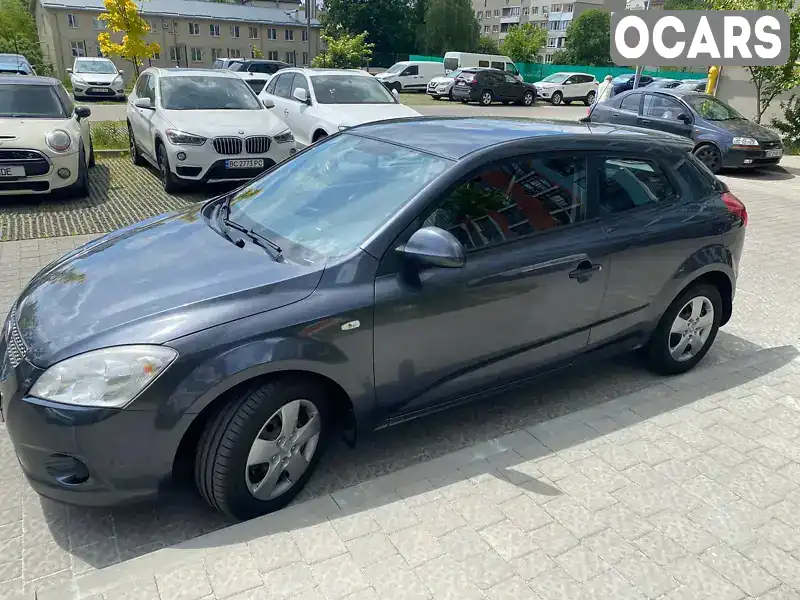 Хетчбек Kia Ceed 2008 1.4 л. Ручна / Механіка обл. Львівська, Львів - Фото 1/21