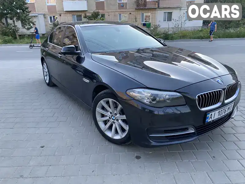 Седан BMW 5 Series 2013 2.98 л. Автомат обл. Киевская, Вышневое - Фото 1/13