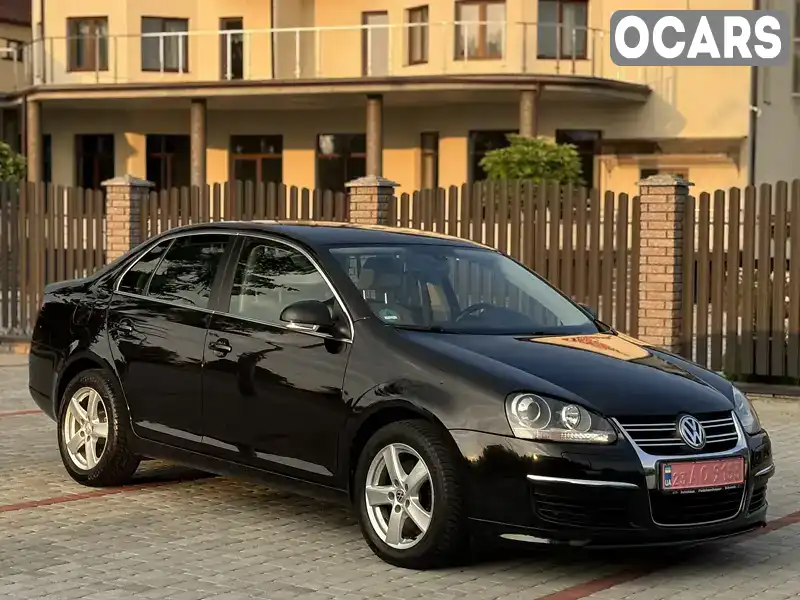 Седан Volkswagen Jetta 2007 1.4 л. Автомат обл. Хмельницкая, Староконстантинов - Фото 1/21