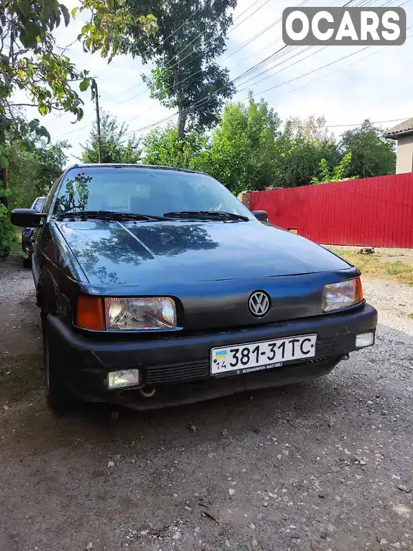 Седан Volkswagen Passat 1988 1.8 л. Ручна / Механіка обл. Вінницька, Жмеринка - Фото 1/9