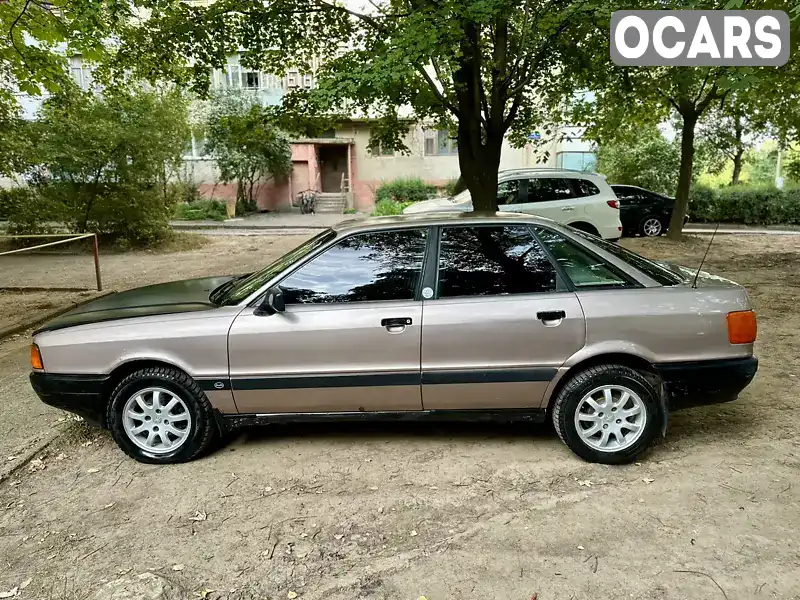 Седан Audi 80 1987 1.8 л. Ручная / Механика обл. Черновицкая, Черновцы - Фото 1/13