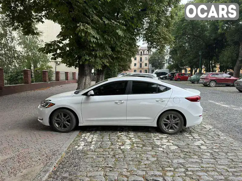 Седан Hyundai Elantra 2017 2 л. Автомат обл. Хмельницкая, Каменец-Подольский - Фото 1/19