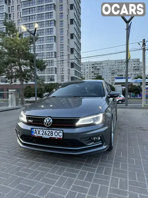 Седан Volkswagen Jetta 2016 2 л. Автомат обл. Харківська, Харків - Фото 1/21