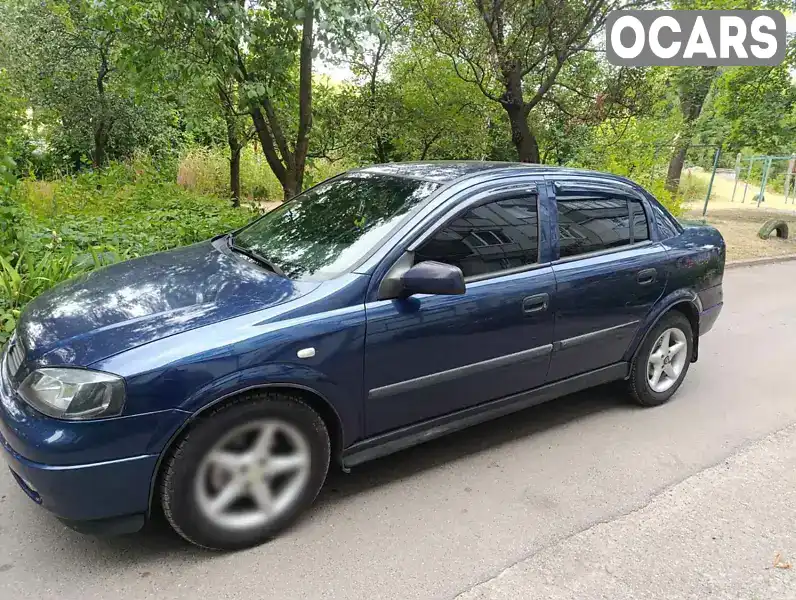 Седан Opel Astra 2004 1.4 л. Ручная / Механика обл. Киевская, Белая Церковь - Фото 1/21
