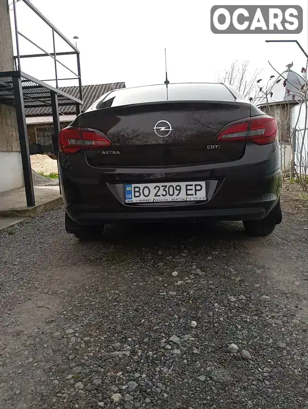 Седан Opel Astra 2016 1.6 л. Ручная / Механика обл. Тернопольская, Тернополь - Фото 1/21