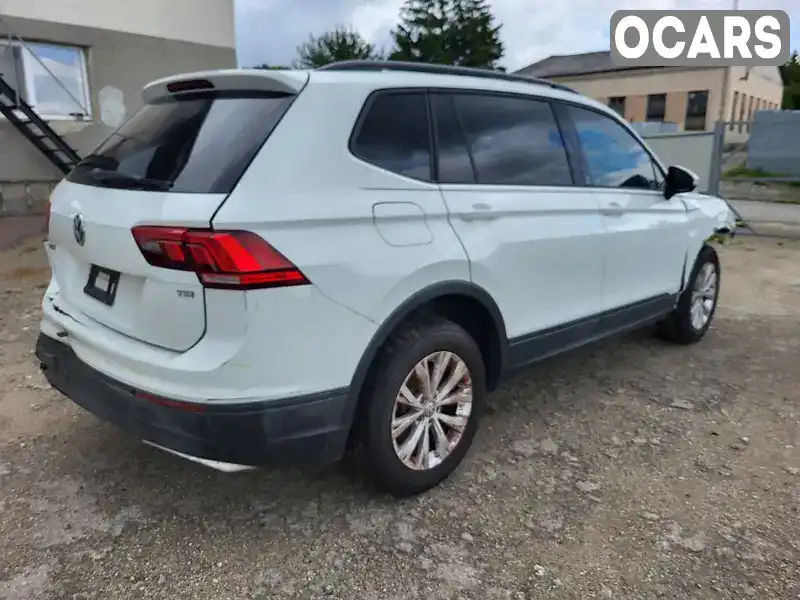 Внедорожник / Кроссовер Volkswagen Tiguan 2017 2 л. Автомат обл. Тернопольская, Тернополь - Фото 1/21