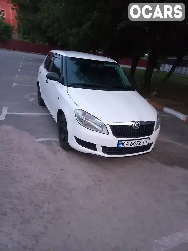 Хетчбек Skoda Fabia 2011 1.39 л. Ручна / Механіка обл. Київська, Калинівка - Фото 1/11