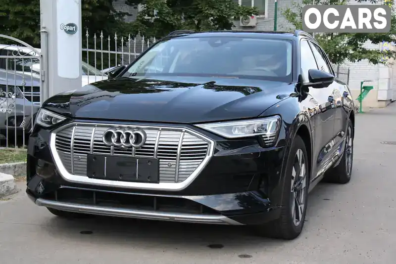 Позашляховик / Кросовер Audi e-tron 2022 null_content л. обл. Харківська, Харків - Фото 1/21