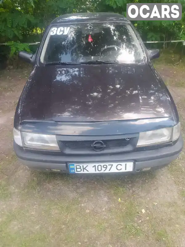 Седан Opel Vectra 1991 2 л. Ручна / Механіка обл. Волинська, Ковель - Фото 1/4