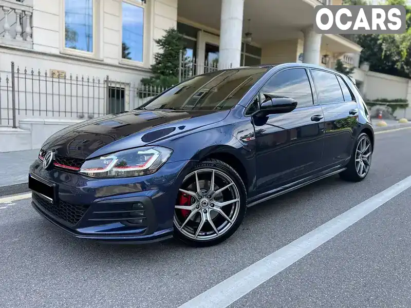 Хэтчбек Volkswagen Golf GTI 2018 1.98 л. Автомат обл. Киевская, Киев - Фото 1/21