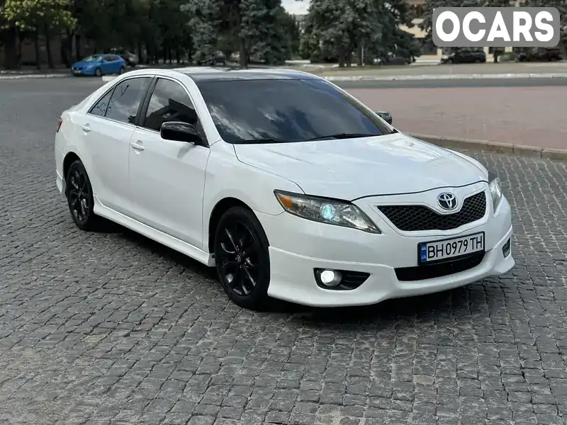 Седан Toyota Camry 2010 2.49 л. обл. Одесская, Черноморск (Ильичевск) - Фото 1/21