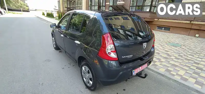 Хэтчбек Dacia Sandero 2009 1.6 л. Ручная / Механика обл. Черниговская, Чернигов - Фото 1/21