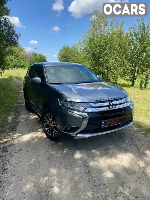 Позашляховик / Кросовер Mitsubishi Outlander 2016 2.36 л. Варіатор обл. Чернігівська, Чернігів - Фото 1/21