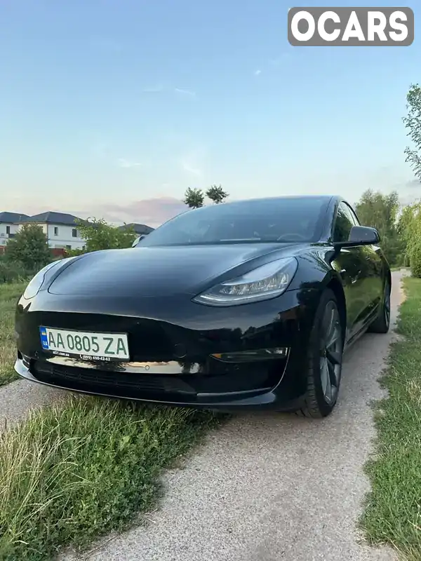 Седан Tesla Model 3 2018 null_content л. Автомат обл. Киевская, Киев - Фото 1/14