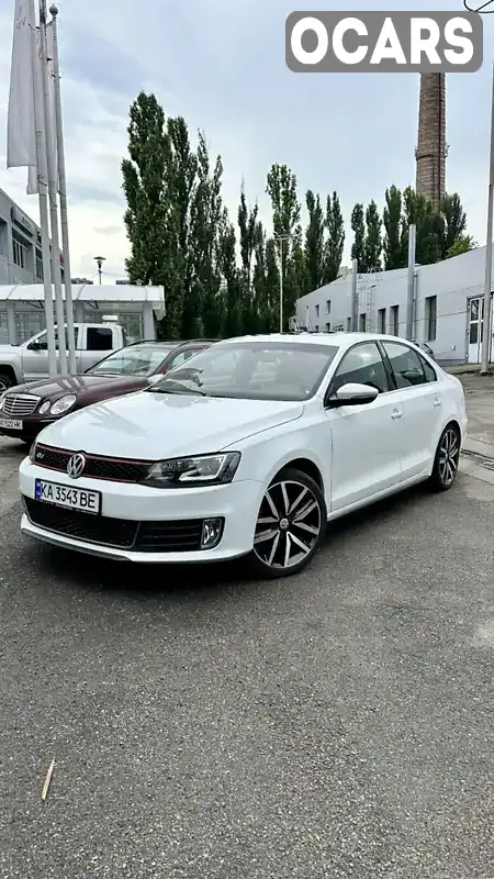 Седан Volkswagen Jetta 2015 2 л. Автомат обл. Київська, Київ - Фото 1/19