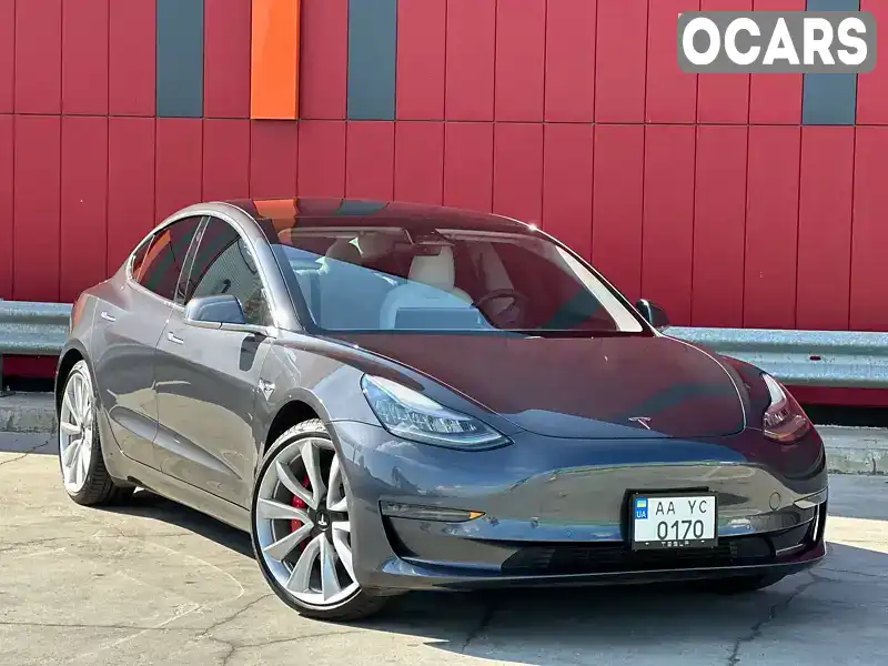 Седан Tesla Model 3 2018 null_content л. обл. Киевская, Киев - Фото 1/21