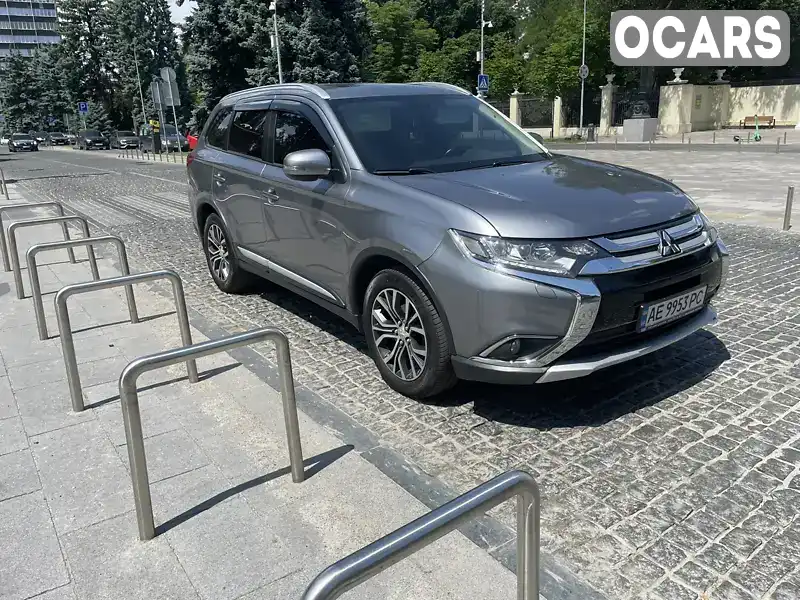 Позашляховик / Кросовер Mitsubishi Outlander 2015 2.4 л. Варіатор обл. Дніпропетровська, Дніпро (Дніпропетровськ) - Фото 1/10