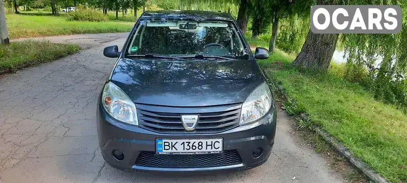 Хетчбек Dacia Sandero 2009 1.2 л. Ручна / Механіка обл. Рівненська, Рівне - Фото 1/11