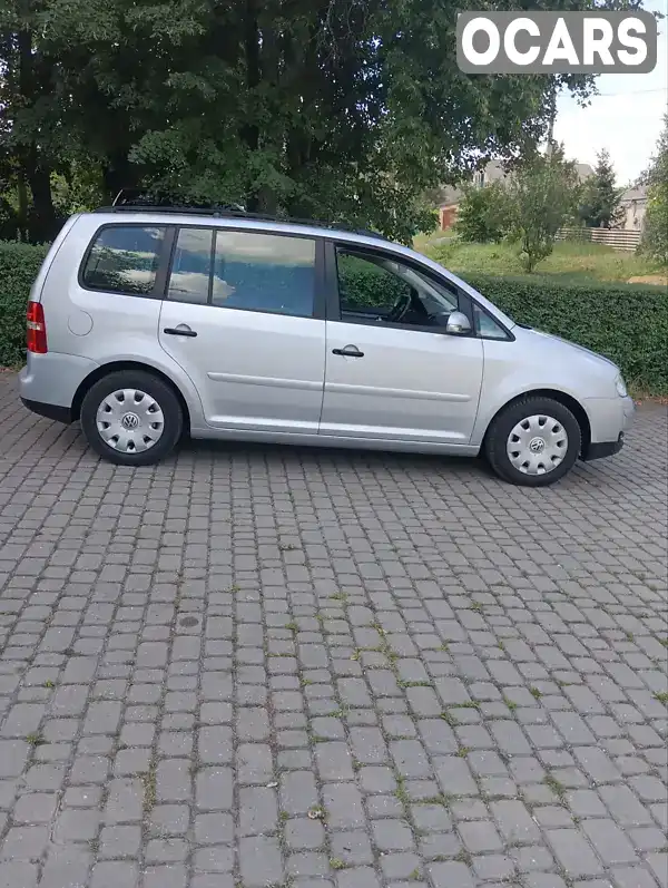 Мінівен Volkswagen Touran 2006 1.6 л. Ручна / Механіка обл. Полтавська, Полтава - Фото 1/21